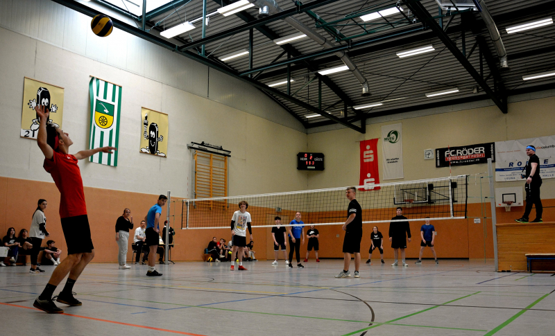 volleyball_2.jpg volleyball_2.jpg